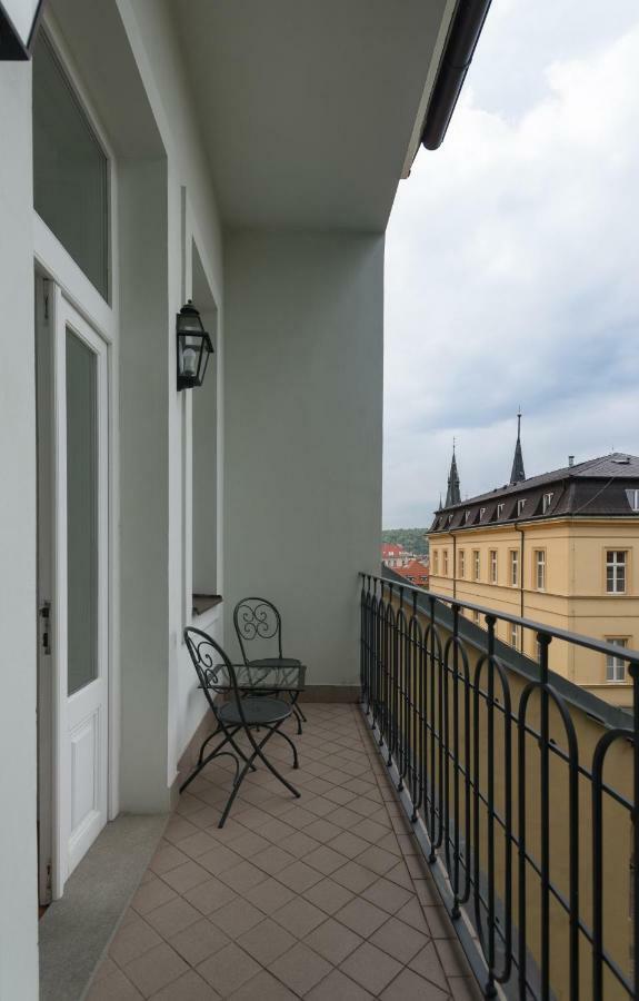 Residence Jecna Prag Exteriör bild