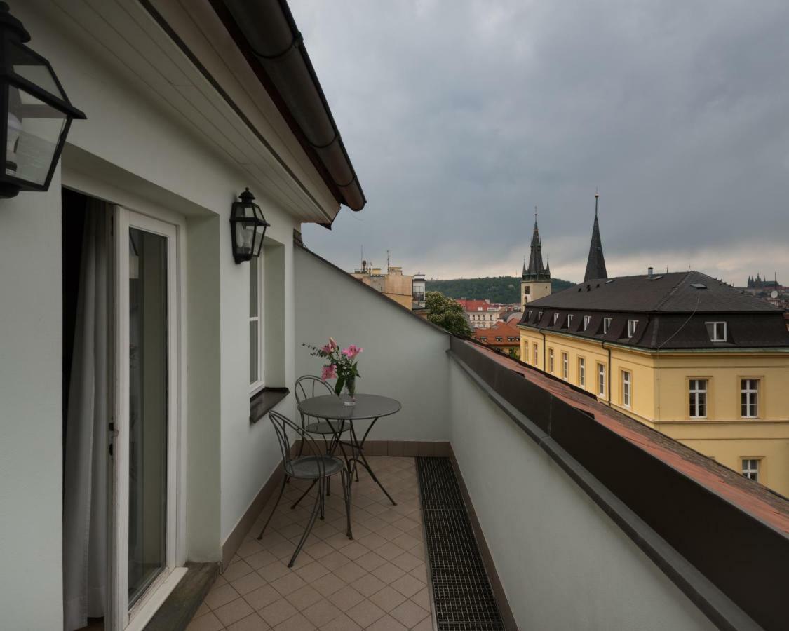 Residence Jecna Prag Exteriör bild